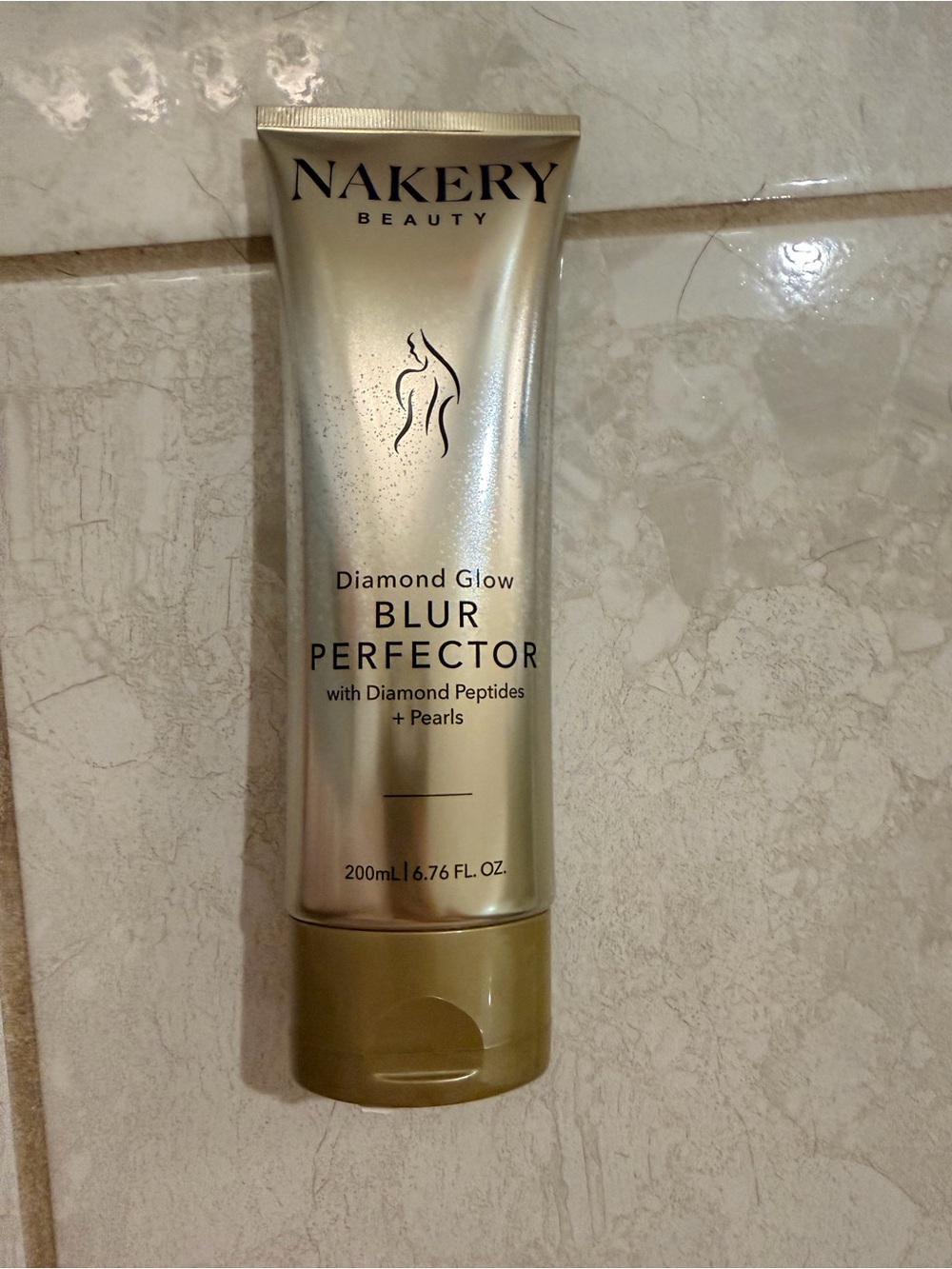 Nwt/ Nakery Beauty Diamond Glow Blur Perfector - Gold